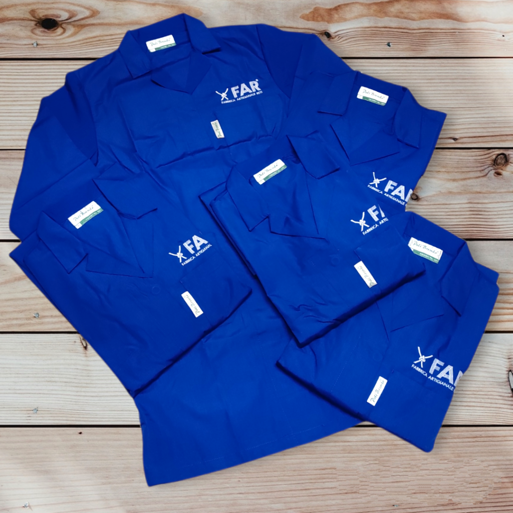 Camici personalizzati con ricamo lato cuore, acquistati come abbigliamento professionale aziendale